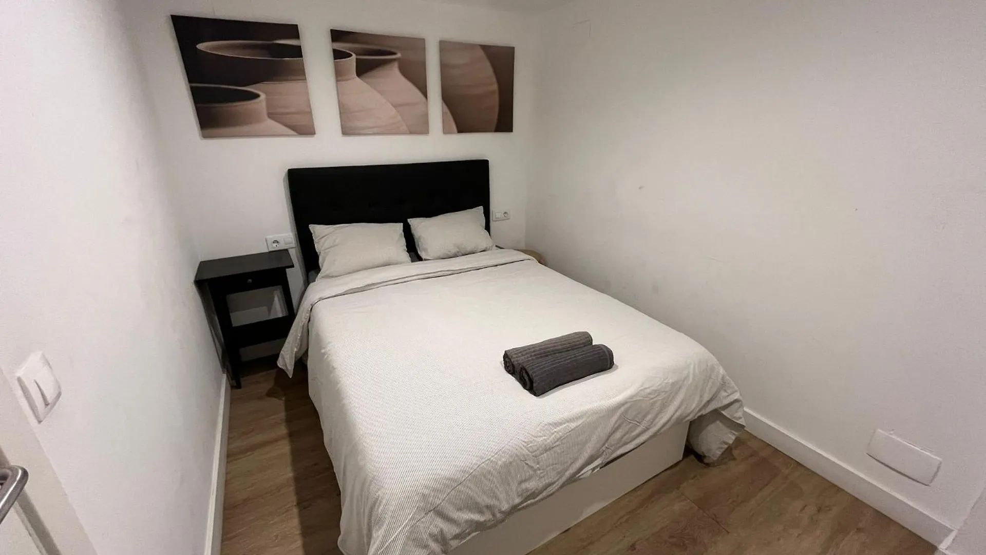Charm Apartment In The Heart Of Raval Barcelona